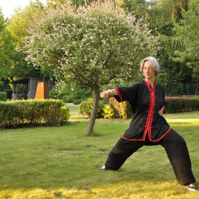 Zajęcia tai chi w Ustroniu mają charakter rekreacyjny. Tai chi jest sztuką walki, którą mozna wykorzystywać w samoobronie.